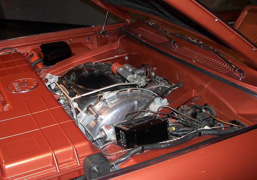 Remix ｜ 使用喷气发动机的复古未来主义汽车，Chrysler Turbine 2